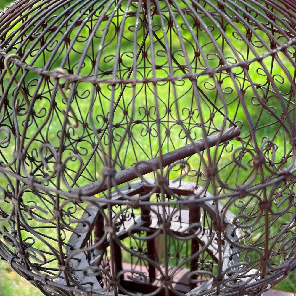 Antique Victorian Style Hot Air Balloon Shaped Wood Wire Decorative Birdcage - Picture 10 of 17